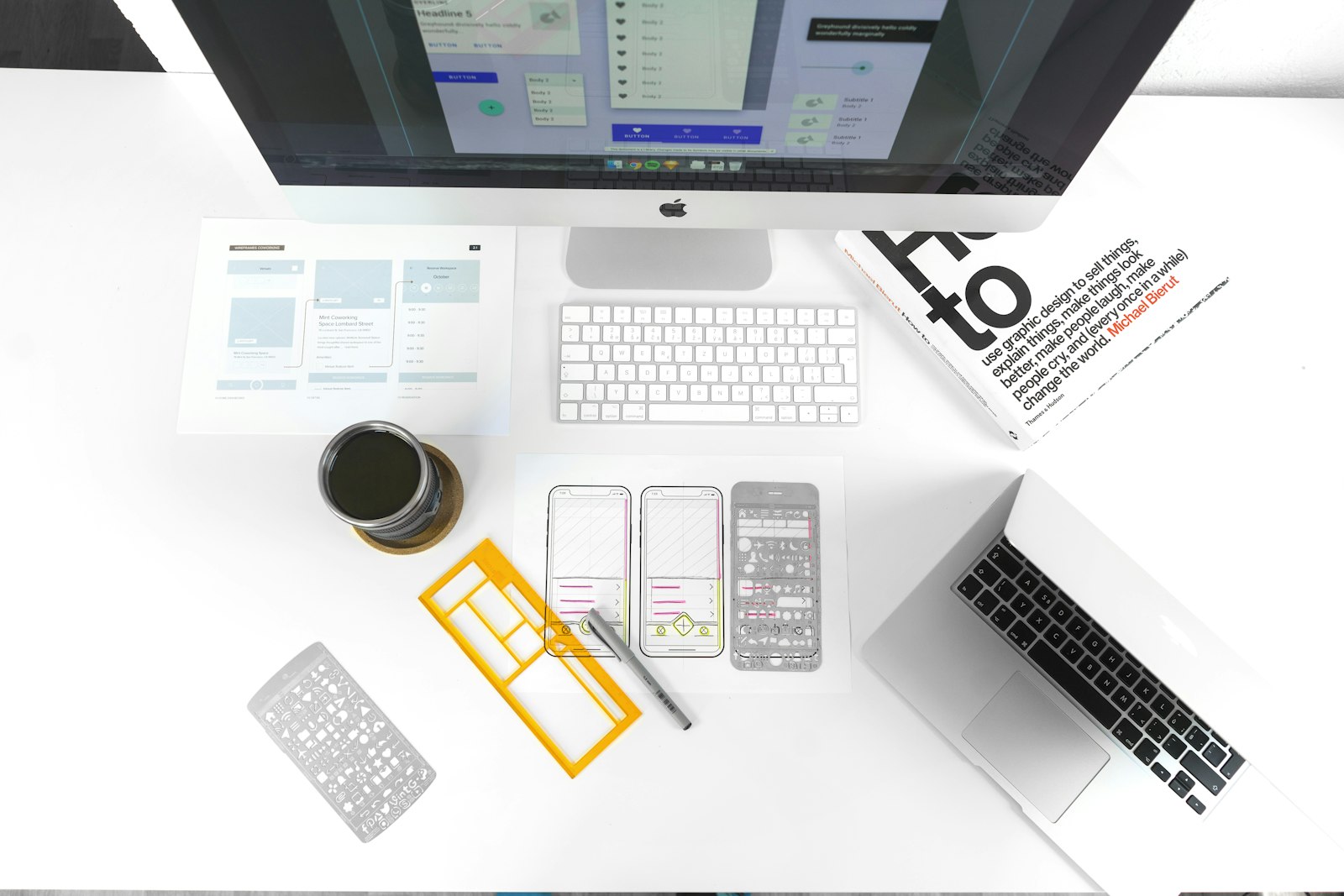 ワイヤーフレーム用のステンシルとスマホのモックアップ